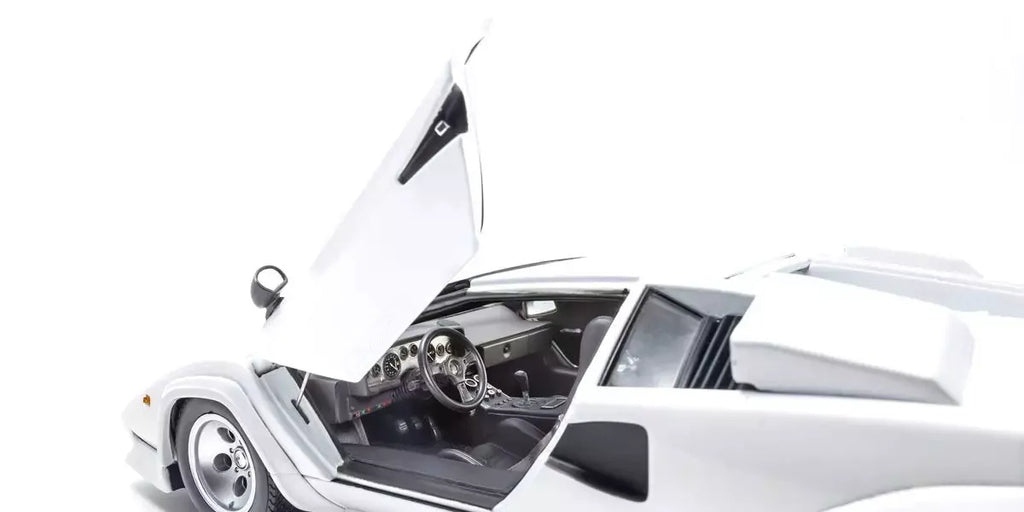 Kyosho 1/18 Lamborghini Countach LP 400 S White (Int. Black) Diecast Model Car